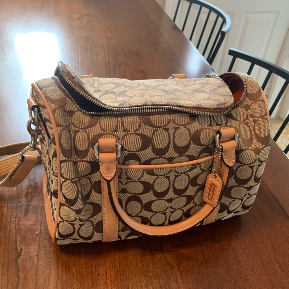 Coach toiletry bag /train case